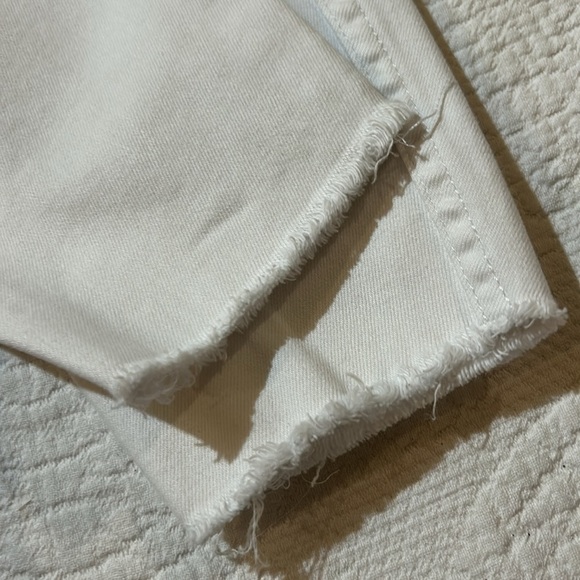 Kut from the Kloth Donna Ankle Skinny. 6 - Picture 7 of 12